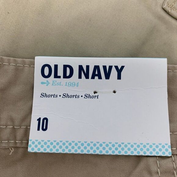 NWT Old Navy Khaki Shorts Size 10 - Picture 3 of 5